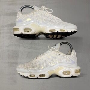 Nike Air Max Plus TN White Sneakers 848891-100 Size 6 Women's